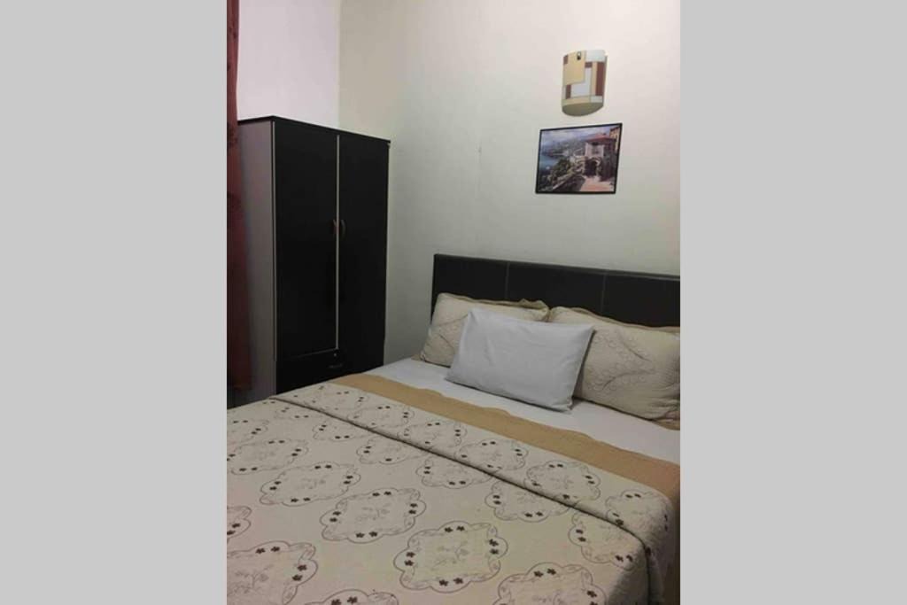 Photo of Bedroom in Kundasang