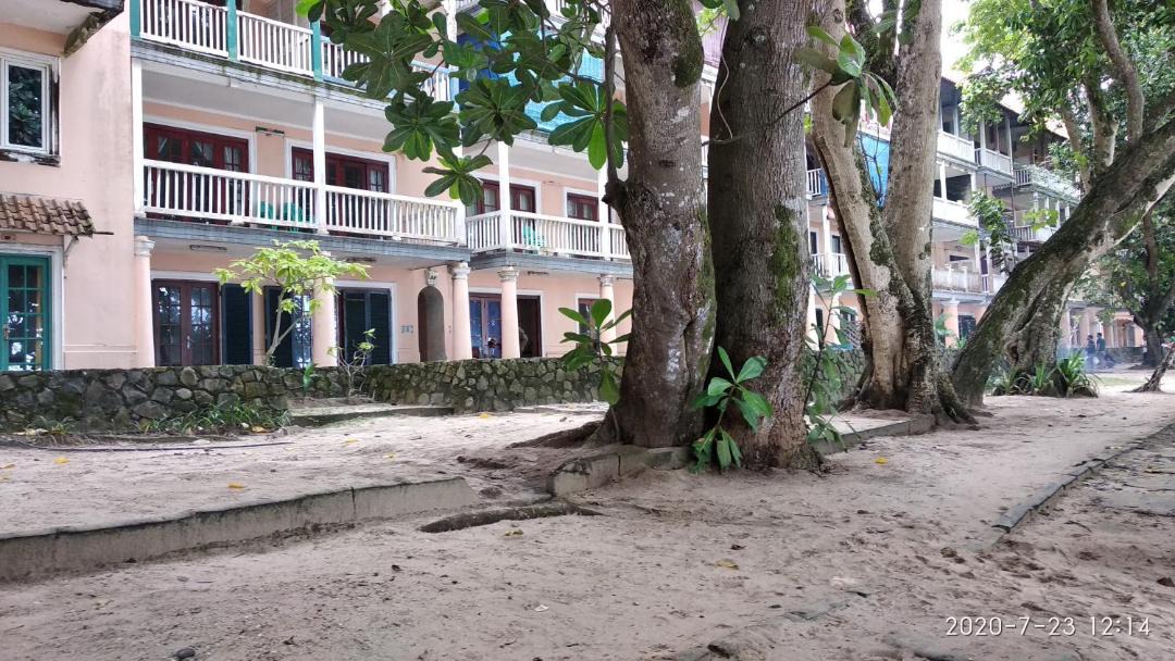 Photo of Buildings in Carita