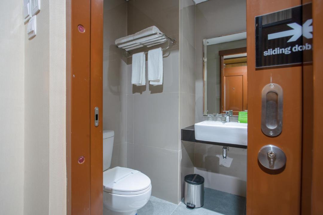 Photo of Bathroom in Purbalingga