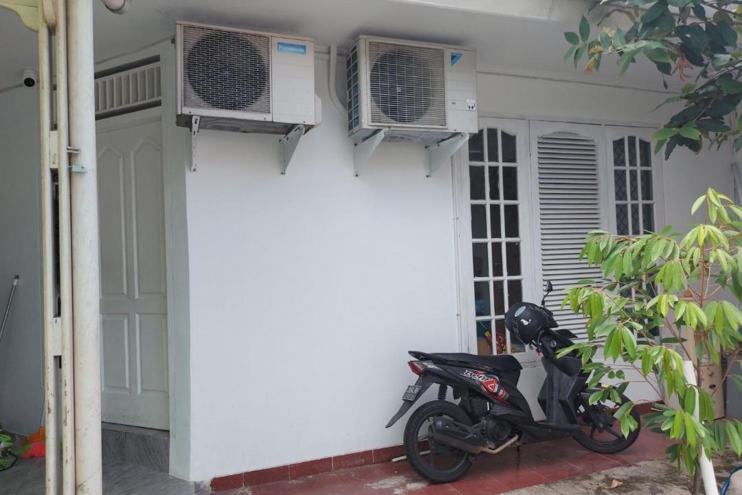 Photo of Buildings in Cideng