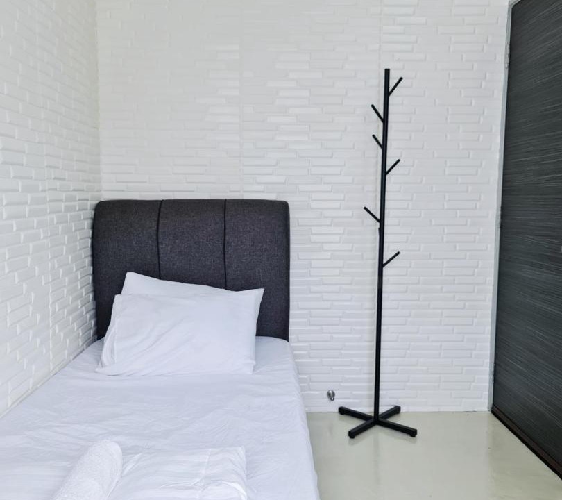 Photo of Bedroom in Batu Enam