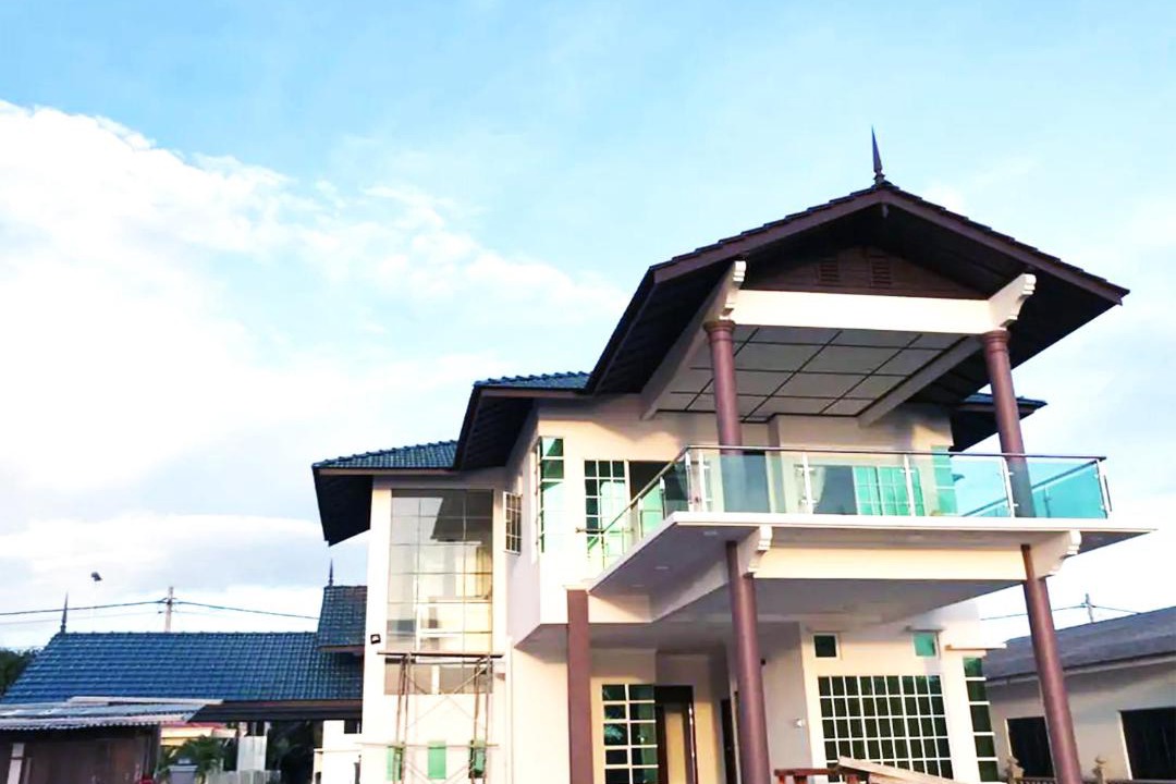 Photo of Buildings in Marang