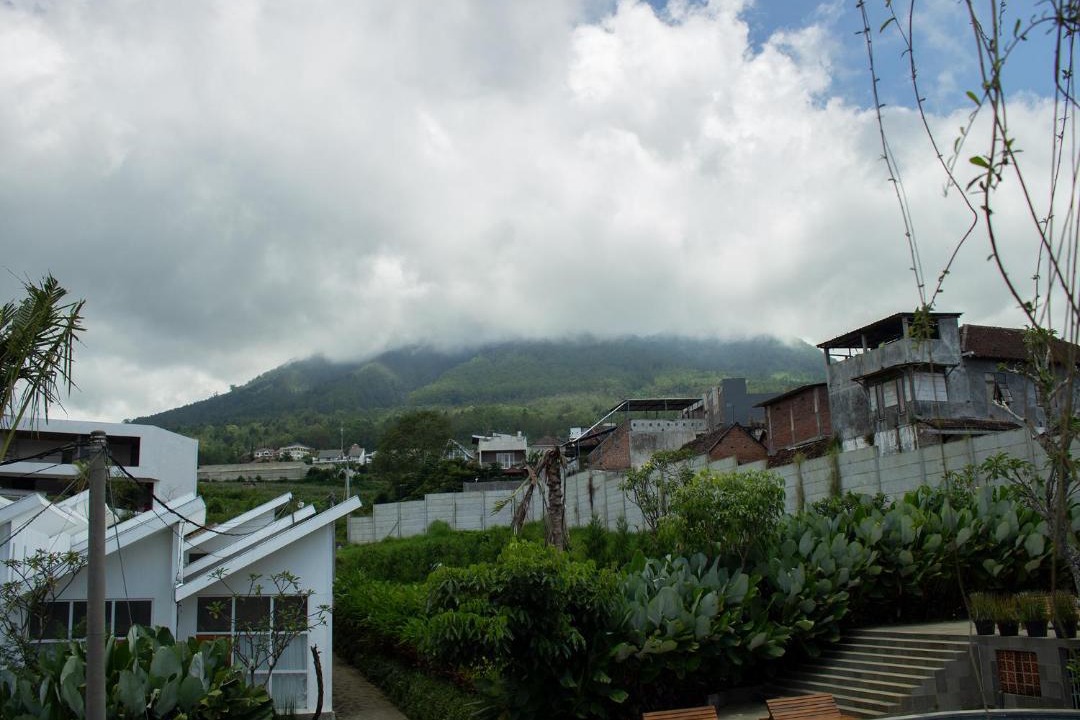 Photo of Buildings in Oro Oro Ombo