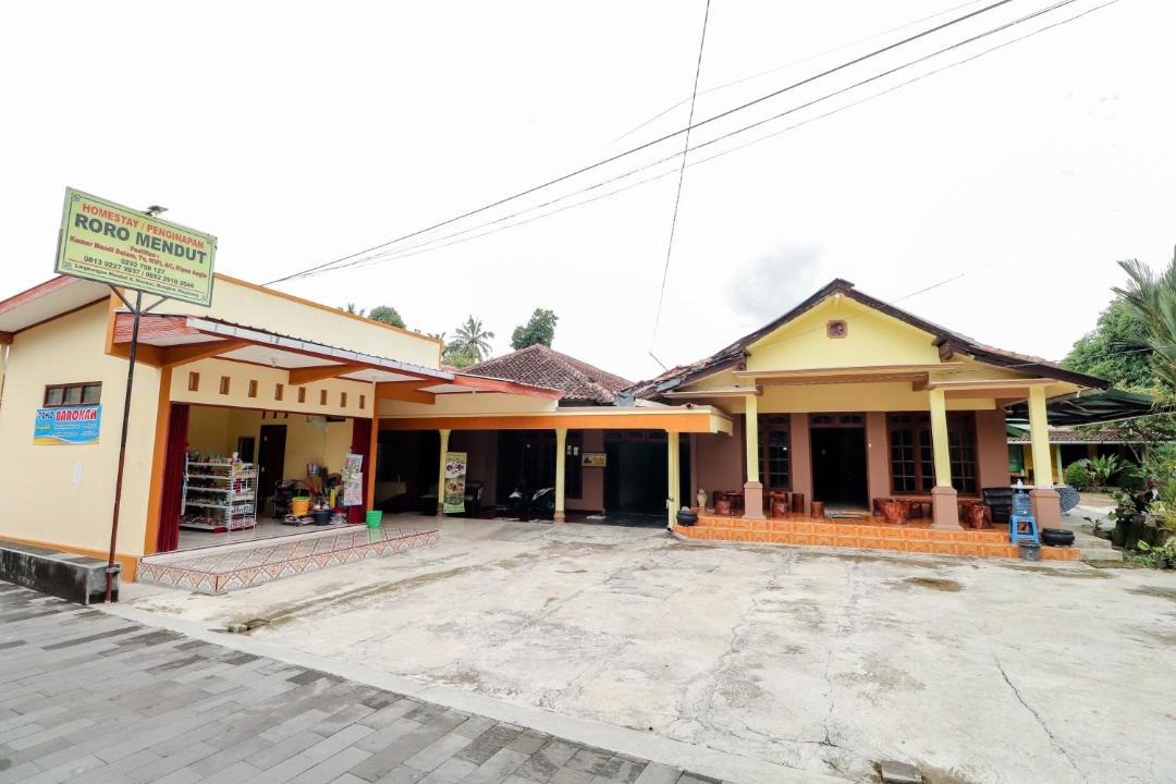 Photo of Others in Mendut