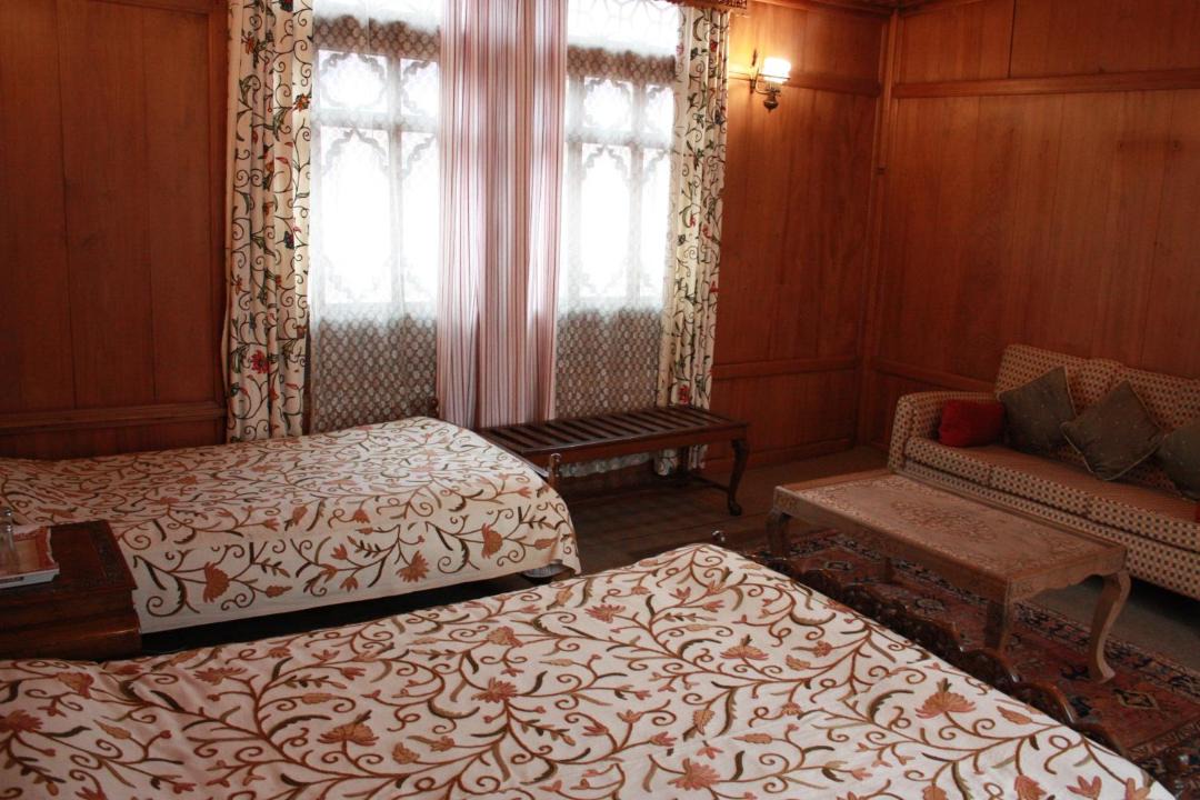 Photo of Bedroom in Nagin Bagh