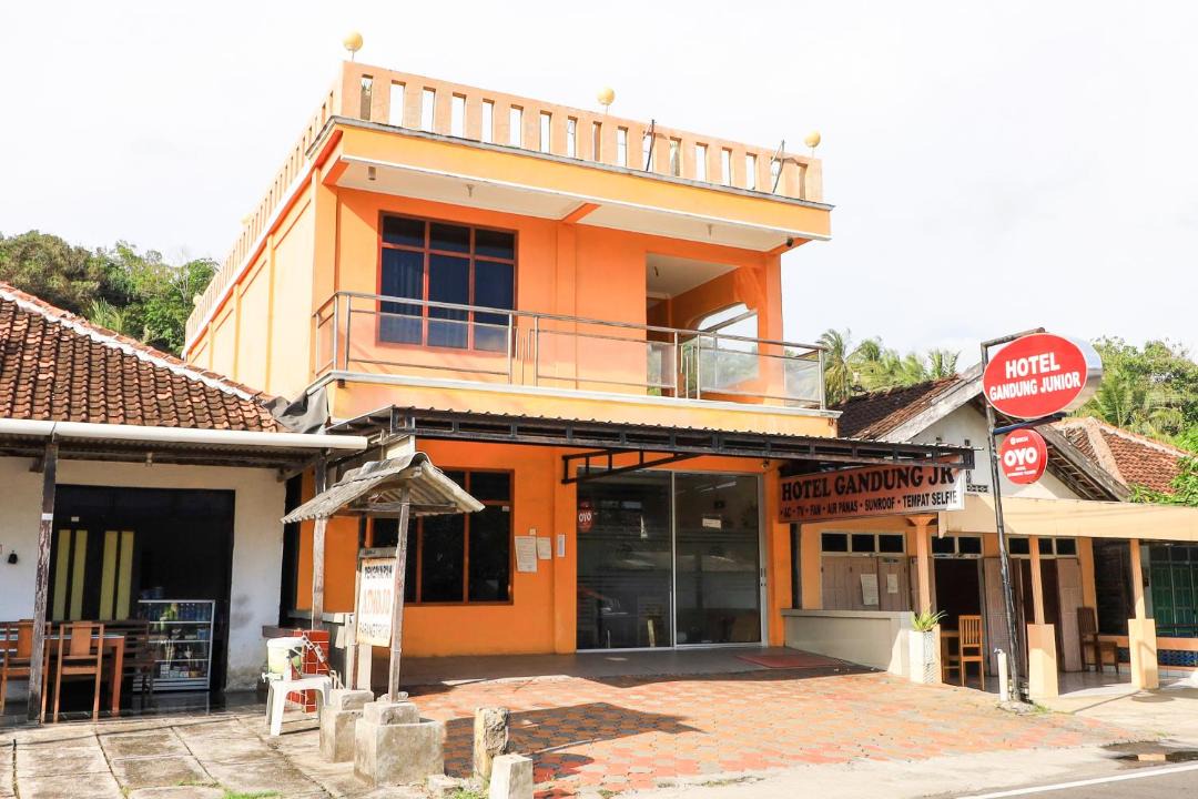 Photo of Buildings in Kretek