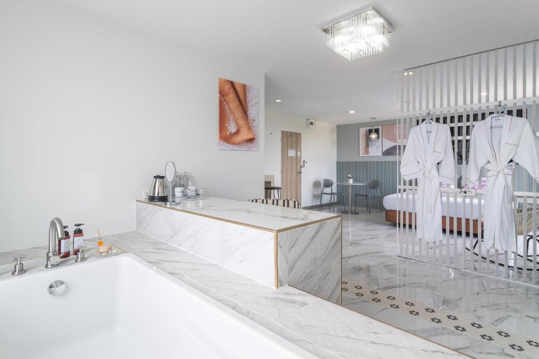 Photo of Bathroom in Chomphu