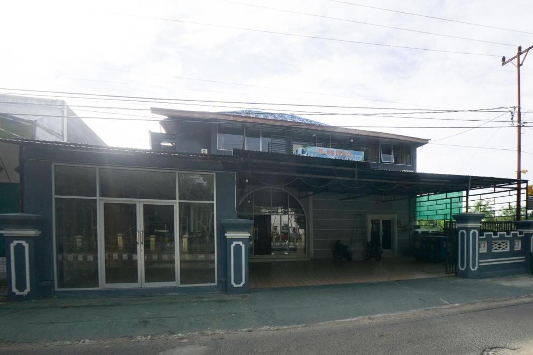 Photo of Buildings in Limboto