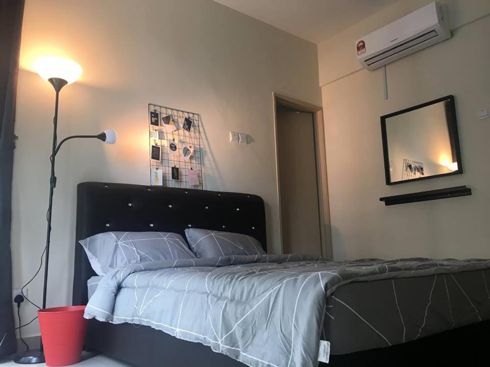 Photo of Bedroom in Taman Daya