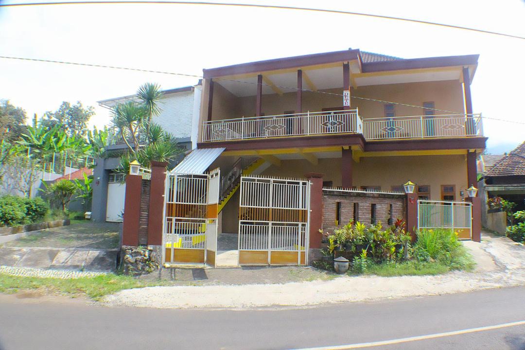 Photo of Buildings in Sidomulyo