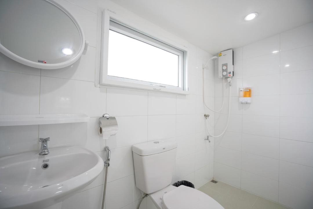 Photo of Bathroom in Don Muang