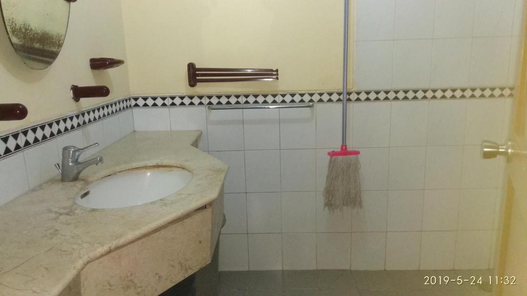 Photo of Bathroom in Carita