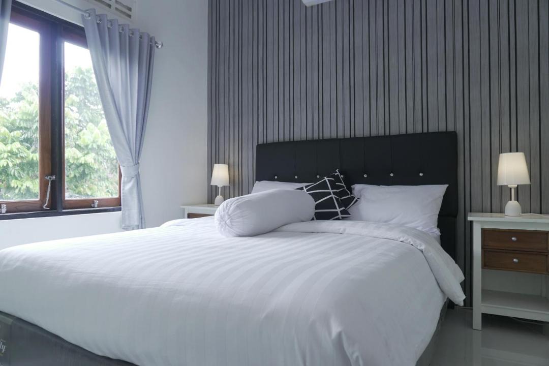 Photo of Bedroom in Sleman