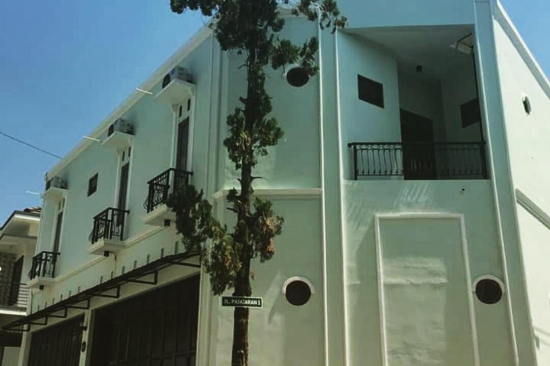 Photo of Buildings in Banjarsari