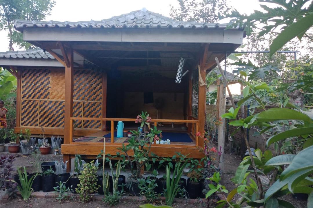 Photo of Buildings in Batukliang