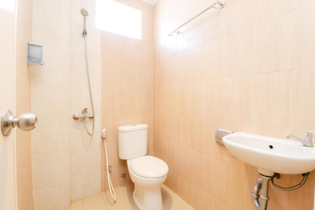 Photo of Bathroom in Makassar