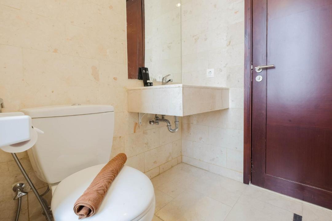 Photo of Bathroom in Karet