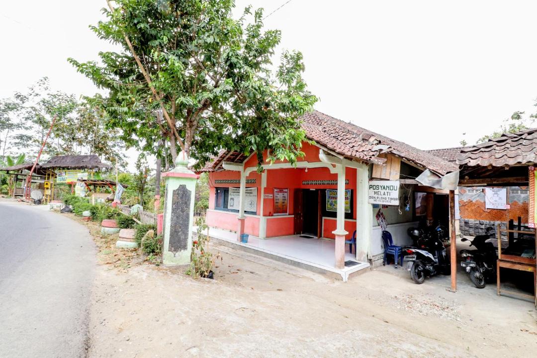 Photo of Buildings in Kalirejo