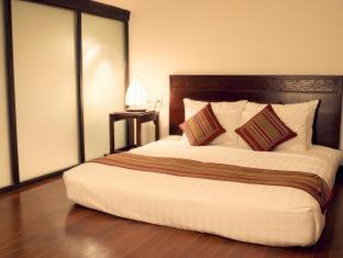 Photo of Bedroom in Old Quarter
