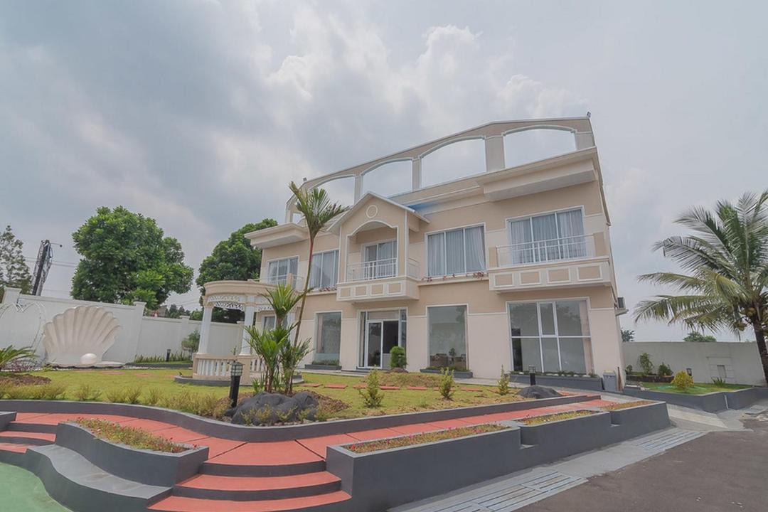 Photo of Buildings in Tasikmalaya