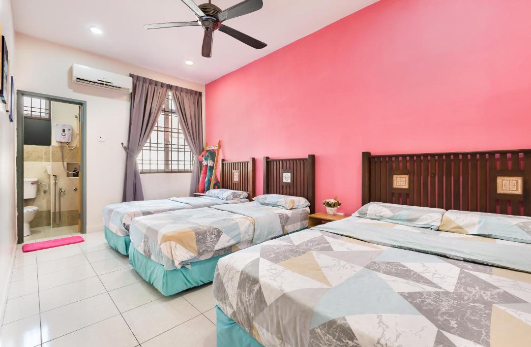 Photo of Bedroom in Bukit Indah