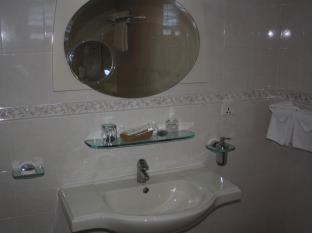 Photo of Bathroom in Mittakpheap