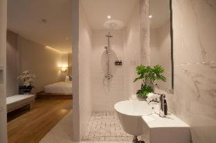 Photo of Bathroom in Ratchathewi