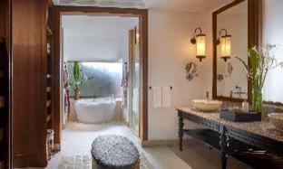 Photo of Bathroom in Mae Nam