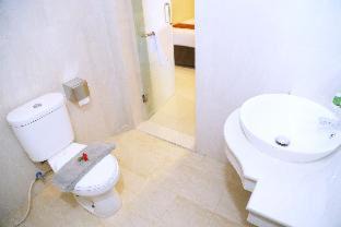 Photo of Bathroom in Hargomulyo