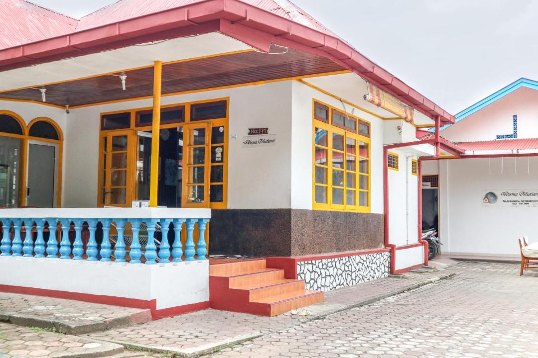 Photo of Buildings in Padang