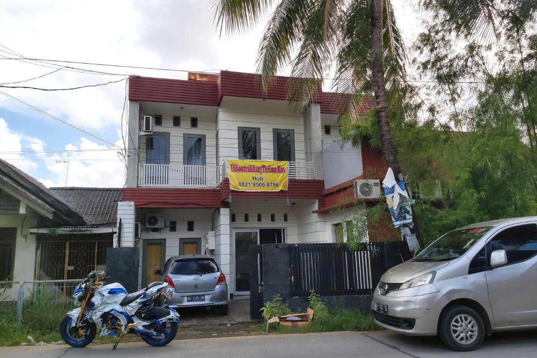 Photo of Buildings in Biringkanya
