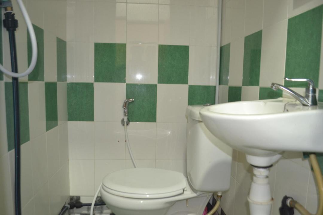 Photo of Bathroom in Kampung Batu Maung