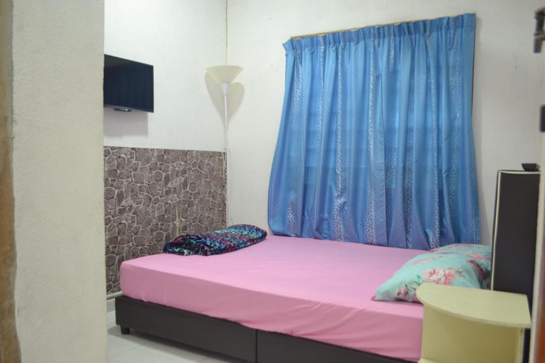 Photo of Bedroom in Kampung Batu Maung