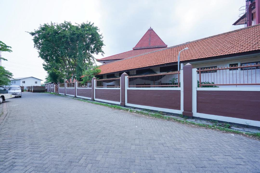 Photo of Buildings in Waru