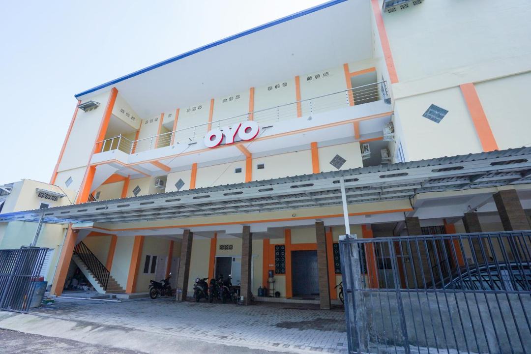 Photo of Buildings in Waru