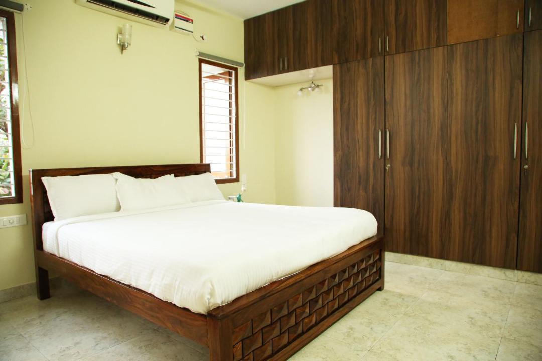Photo of Bedroom in Besant Nagar