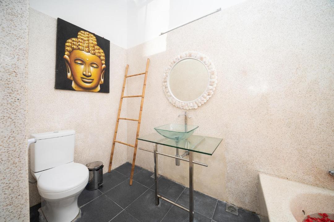 Photo of Bathroom in Dyanapura
