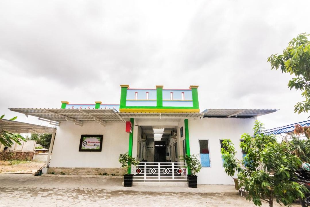 Photo of Buildings in Tanjung Pinang