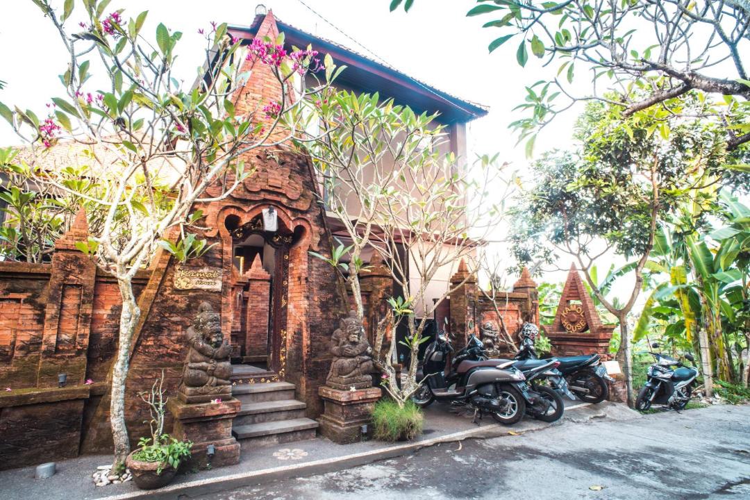 Photo of Buildings in Ubud City-Centre