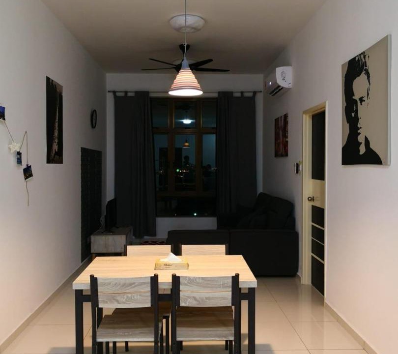 Photo of Livingroom in Kempas