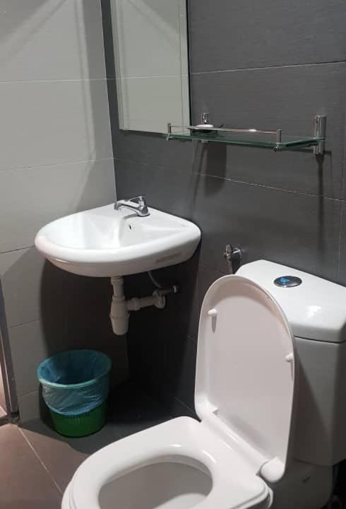 Photo of Bathroom in Kampung Chamang