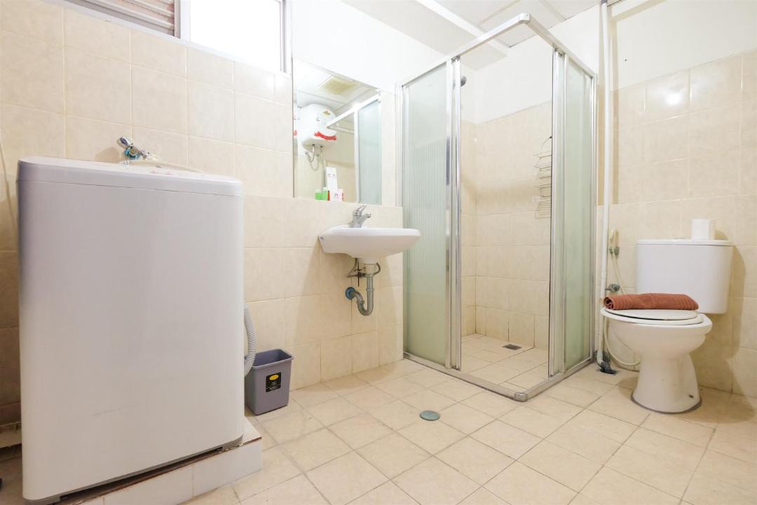 Photo of Bathroom in Karet