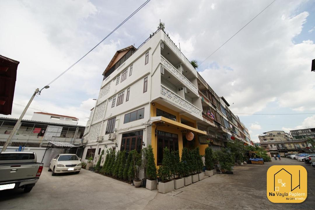 Photo of Others in Bangkok Noi