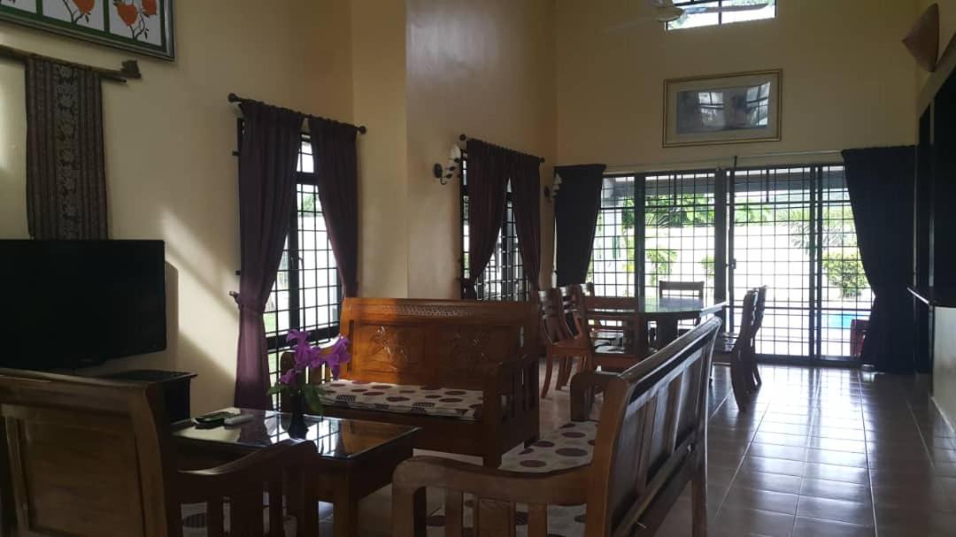 Photo of Livingroom in Alor Gajah