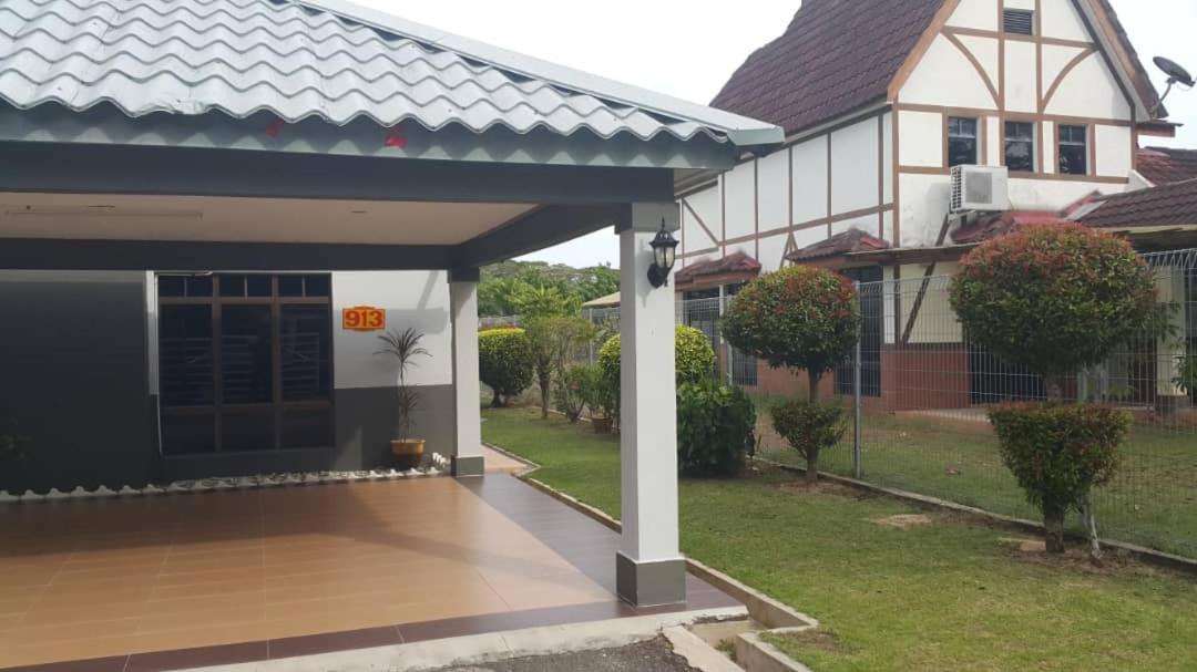 Photo of Buildings in Alor Gajah