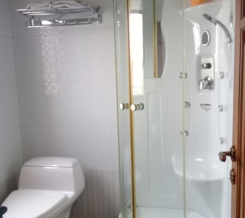Photo of Bathroom in Kepanjen