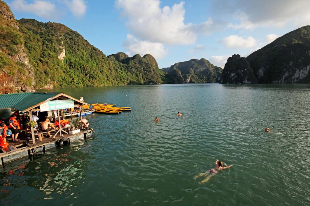 Photo of Others in Ha Long