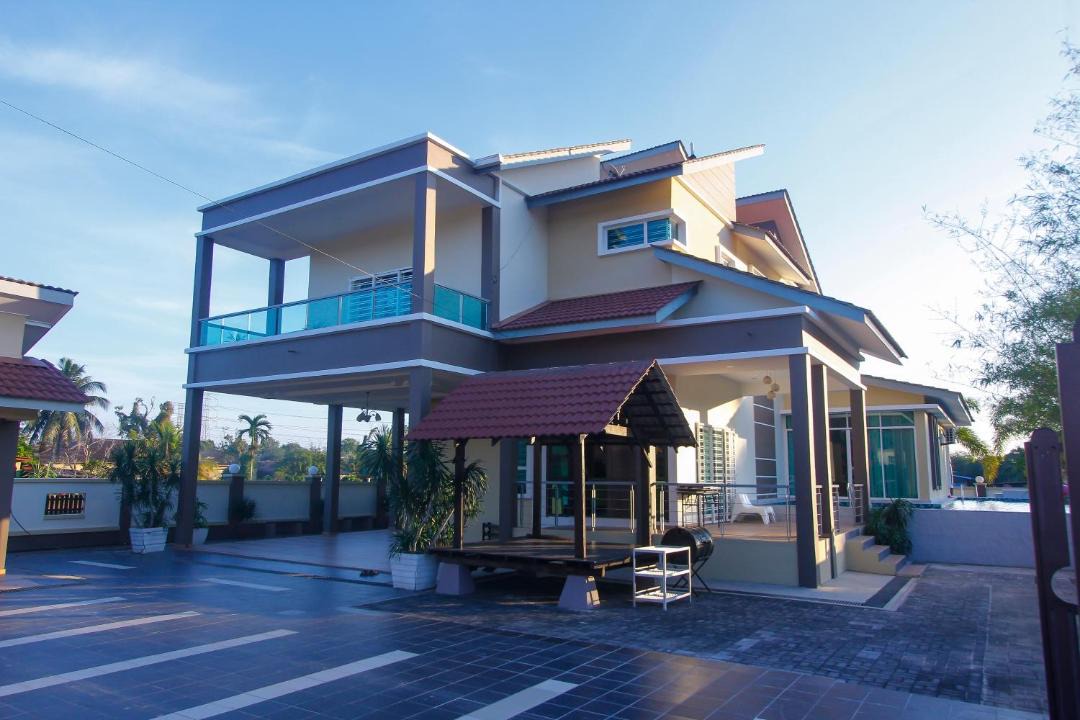 Photo of Buildings in Merlimau