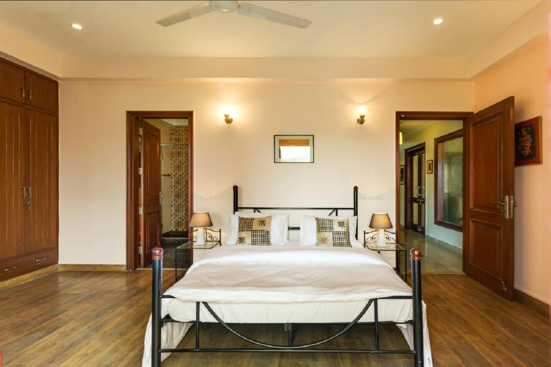 Photo of Bedroom in Kailash Colony