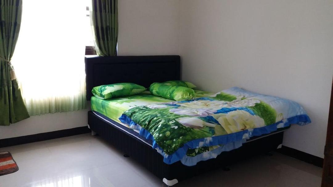 Photo of Bedroom in Garut